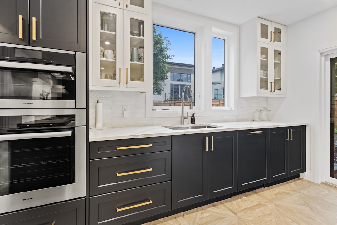Kitchen Renovation Ideas: Layouts, Backsplashes & Design That Holds Up